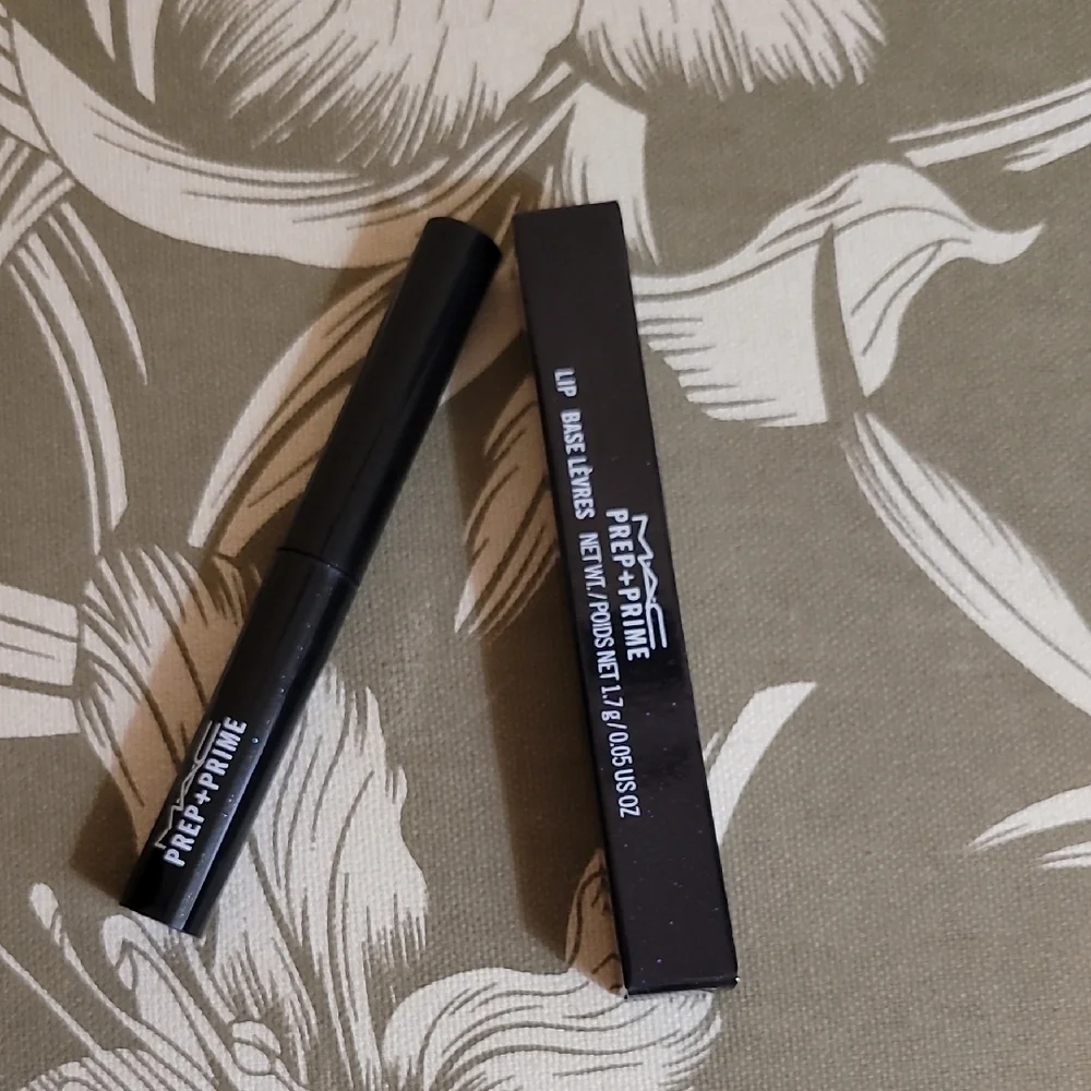 MAC Cosmetics Prep + Prime Lip Base